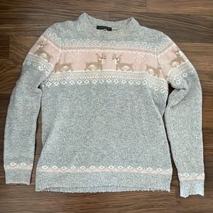 Gray and pink warm sweater